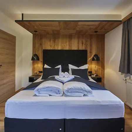 Almliesl Chalet Wallehen Daire Saalbach-Hinterglemm