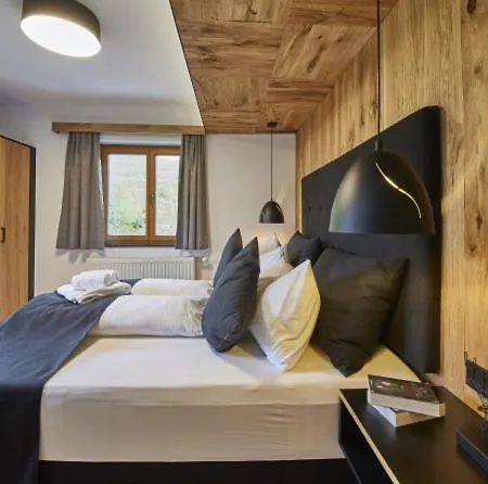Almliesl Chalet Wallehen Daire Saalbach-Hinterglemm