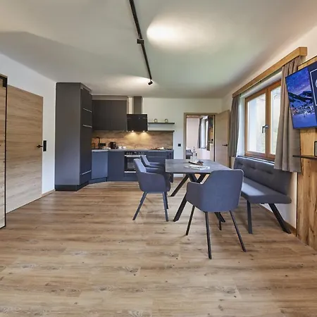 Almliesl Chalet Wallehen * Saalbach-Hinterglemm